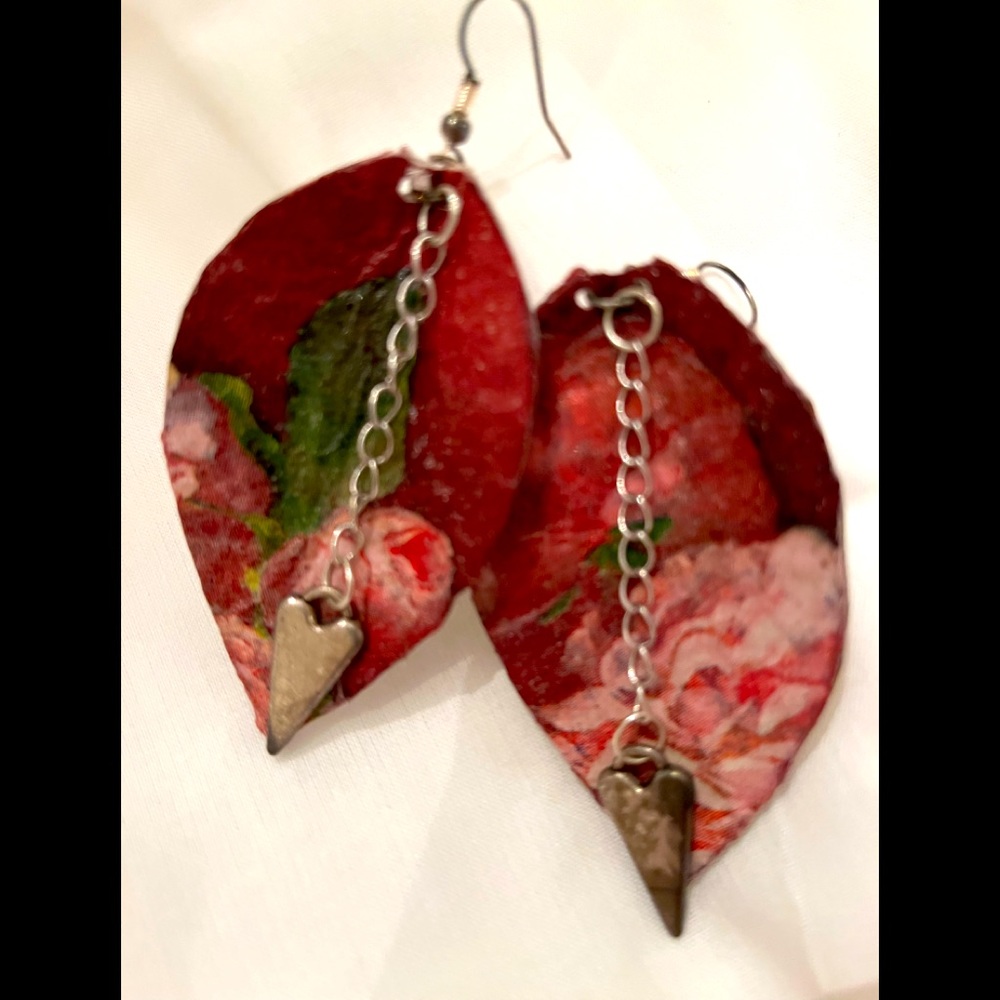 Decoupaged leather leaf shaped earrings with heart charm
